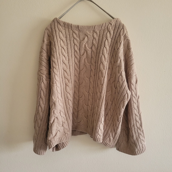 ★SOLD★Drop Shoulder Cropped Knit Sweater - Picture 6 of 7